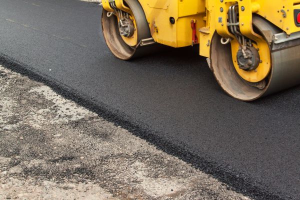 Cost of Driveway Asphalt Paving in Oakland