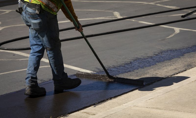 Sealcoating Application